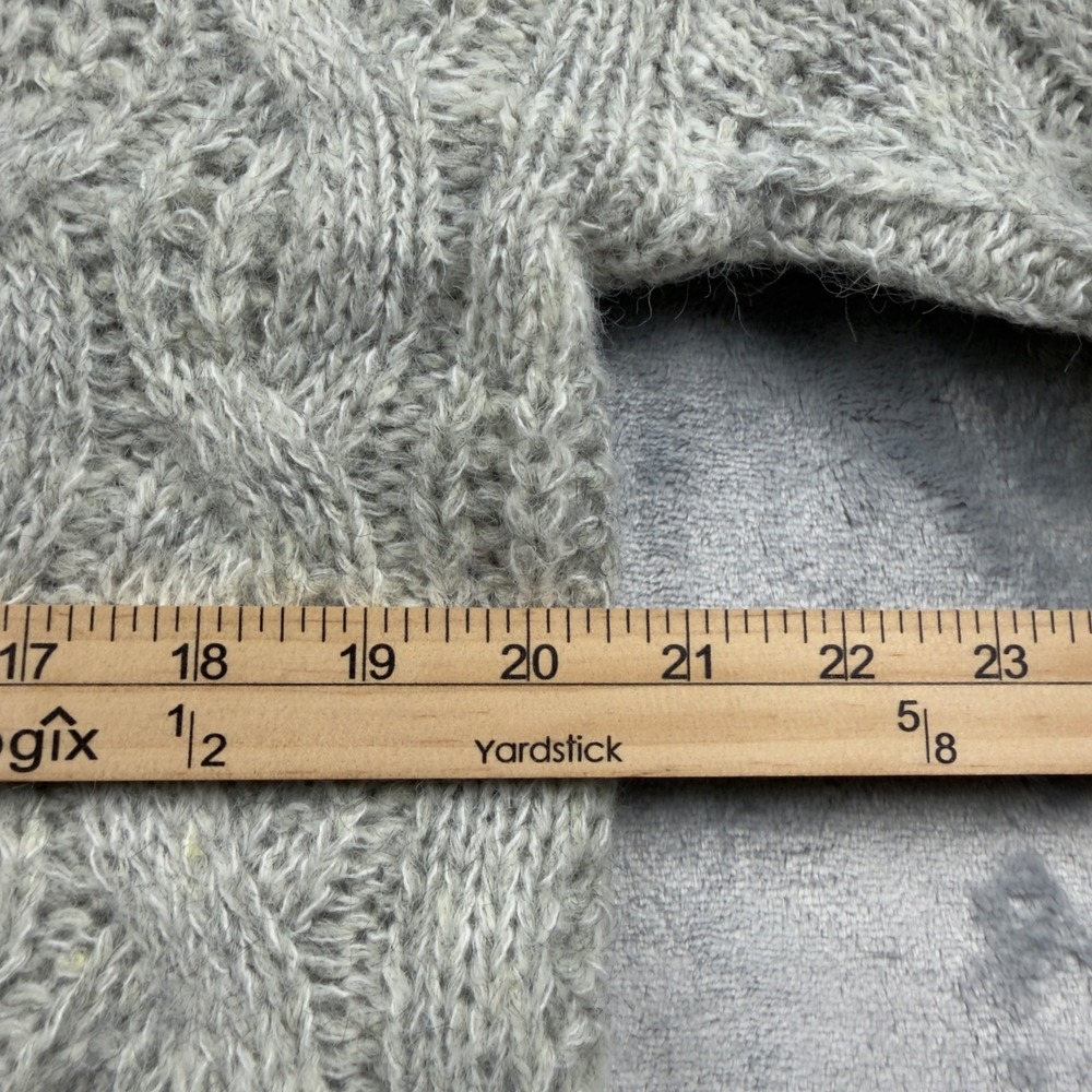 Wild Fable Womens Gray Cable Knit Sweater Crew Neck Relaxed Fit XS New - Picture 6 of 8